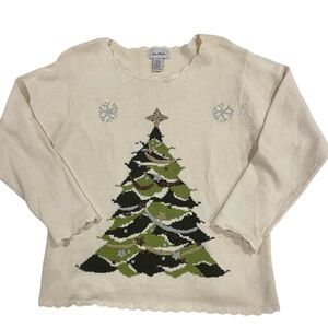 Vintage cream Christmas tree Grannycore coastal grandma scallop neck sweater 🎄